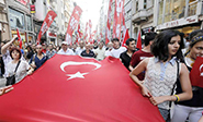 Turquía: 24 detenidos por “tuitear” en favor de las manifestaciones
