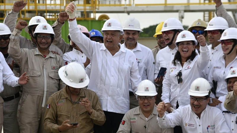 México anuncia su mayor descubrimiento de petróleo en 30 años