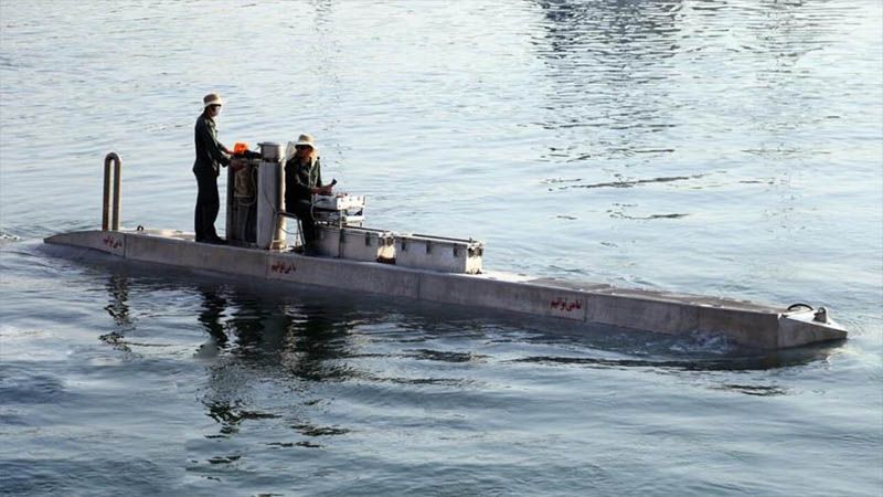 Irán presenta un vehículo no tripulado submarino, de fabricación nacional