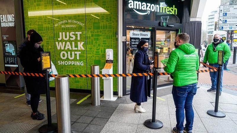 Amazon abre en Londres la primera tienda f&iacute;sica sin cajeros de Europa