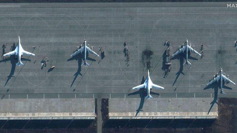 Derriban cuatro drones que se dirigían a la base rusa Engels-2