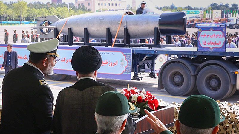 Irán celebra Día del Ejército con masivo desfile militar