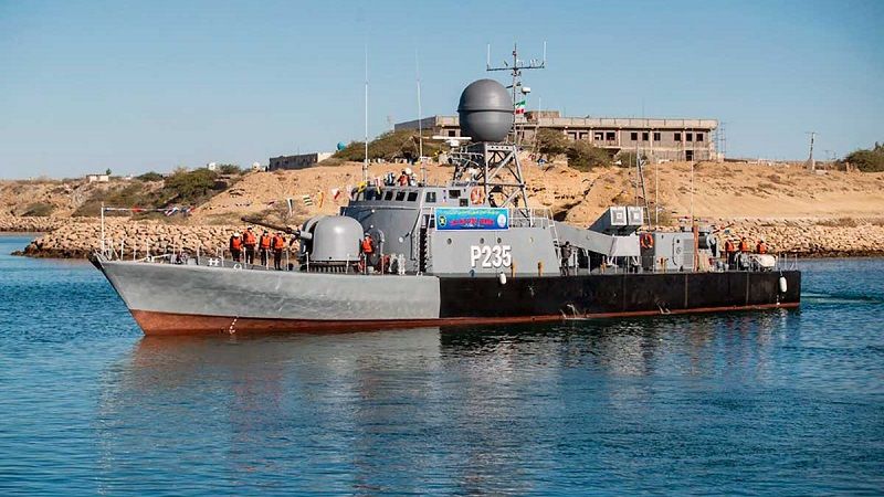 Irán rescata a más de 20 tripulantes de un buque hundido en el golfo de Omán