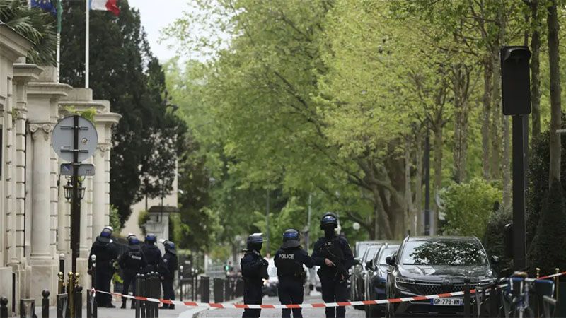 La policía detiene al hombre que ingresó al consulado de Irán en París con amenazas de bomba