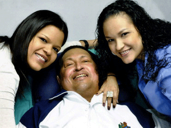 chavez y sus hijas