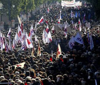 huelga+protesta+griegos+parlamento+austeridad2