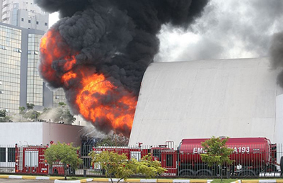 incendio en el auditorio memorial de america latina