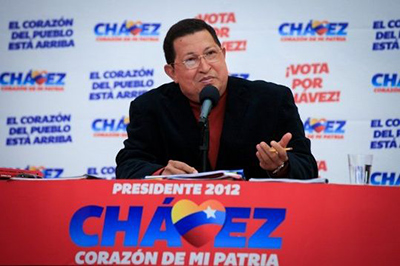 hugo chavez presidente permanente de los socialistas