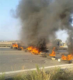 bloquear la carretera en rihaniye