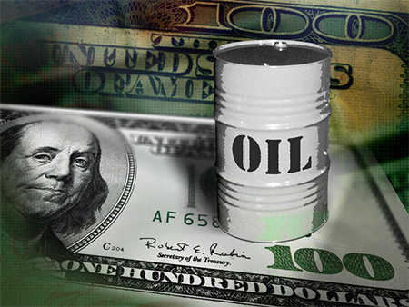 el petroleo ha perdido la mitad de su valor