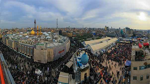 las calles de Karbala repletas de peregrinos