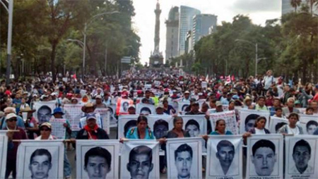 una marcha em Mexico