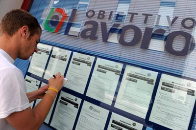 ISTAT: La tasa de desempleo alcanza nuevo record en Italia