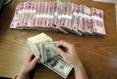 China empieza a alejarse del dólar estadounidense