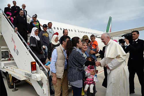 El Vaticano acoge a tres familias sirias