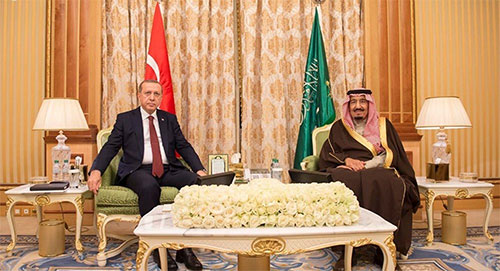el monarca saudí con el presidente turco