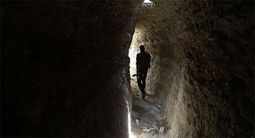 el túnel excavado por los terroristas