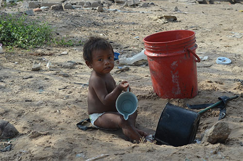 Más de 5.000 niños han muerto en ocho años a causa de la sequía