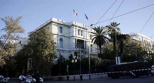 la Embajada francesa en Atenas