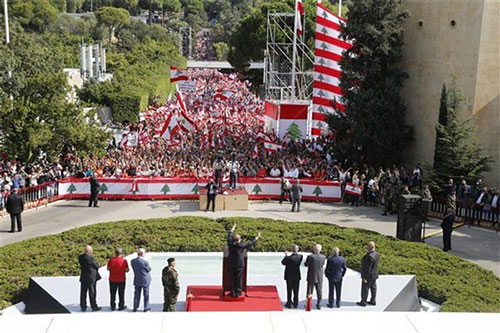 las multitudes en Baabda