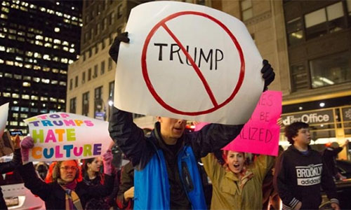 Manifestantes protestan por el resultado de elección de Donald Trump