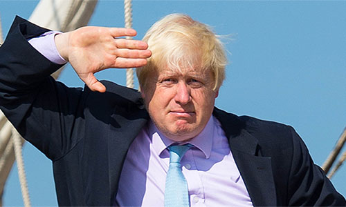 El ministro de Exteriores británico, Boris Johnson, no puede decir no a Washington