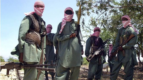 miembros del grupo terrorista Al Shabab en Somalia