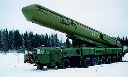 Rusia lanza con éxito un misil balístico intercontinental RT-2PM Topol