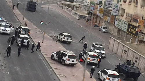 fuerzas de seguridad desplegados en la calle en Bahréin