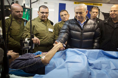 Netanyahu saluda a un terrorista herido