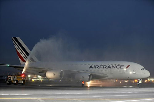 Air France suspende los vuelos de París a Caracas