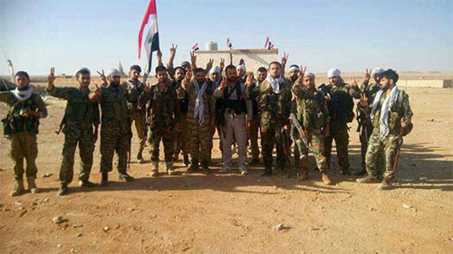 Fuerzas sirias e iraquíes se encuentran en la frontera
