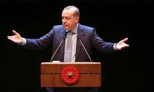 Erdogan acusa a Angela Merkel de “apoyar a terroristas”