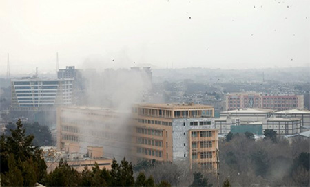 Atentado de daesh contra hospital militar de Kabul
