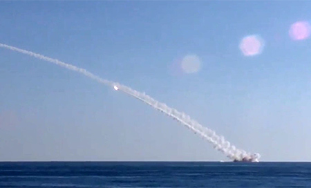 Misiles Kalibr lanzados desde submarino ruso