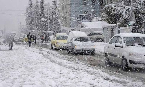 la nieve cubre las carreteras del Líbano