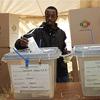 Zimbabue vota hoy si elige una nueva constitución