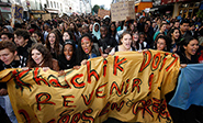 Protestas estudiantiles en Par&#237s tras deportaciones de gitanos