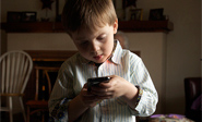 38% de los ni&#241os menores de dos a&#241os usa el ‘smartphone’