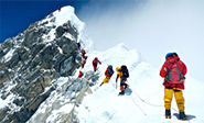 Una avalancha en el monte Everest en plena temporada alta