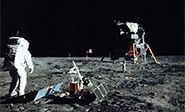 El rastro de Armstrong sobre la superficie de la Luna
