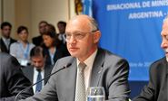 Timerman amenaza con medidas severas contra un diplom&#225tico de EEUU