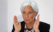 Lagarde avisa a Grecia del impacto de reestructurar la deuda