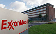 Exxon Mobil otra víctima de la caída del petróleo