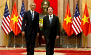 En una rueda de prensa con el presidente vietnamita