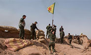 Canciller turco no aprueba que el YPG combate a Daesh