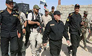 El primer ministro iraquí visita la primera línea del campo de batalla