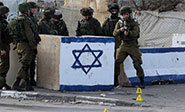 Soldados israelíes disparan y matan a un palestino desarmado