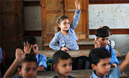 Los palestinos inician el nuevo año escolar sin libros