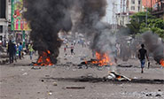 Incendian sedes de partidos opositores en Kinshasa